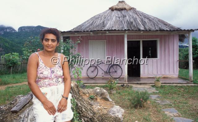 cuba 07.JPG - Portrait de femme cubaineVinalesCuba